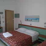 Ivana מלון מיסאנו אדריאטיקו