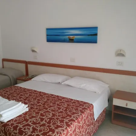 Ivana Hotel 2*