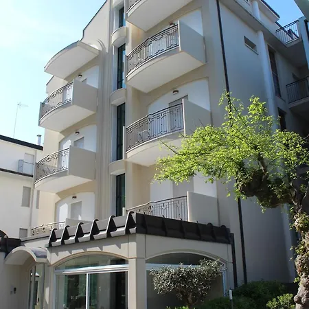 Hotel Ivana 2*